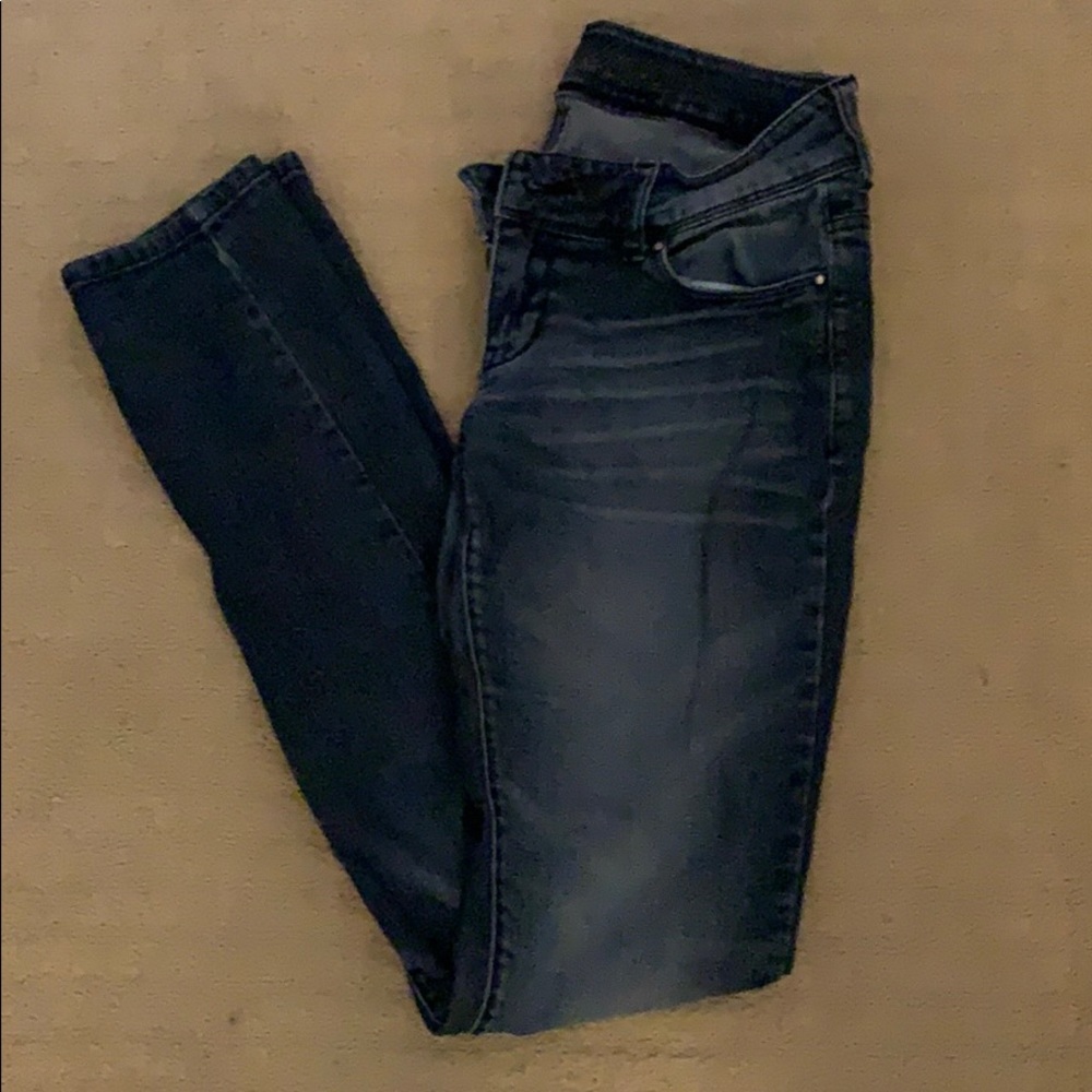 Delia’s Taylor skinny jeans